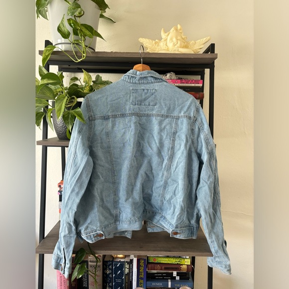 Oversized Denim Jacket (Plus Size Friendly) - Picture 2 of 2